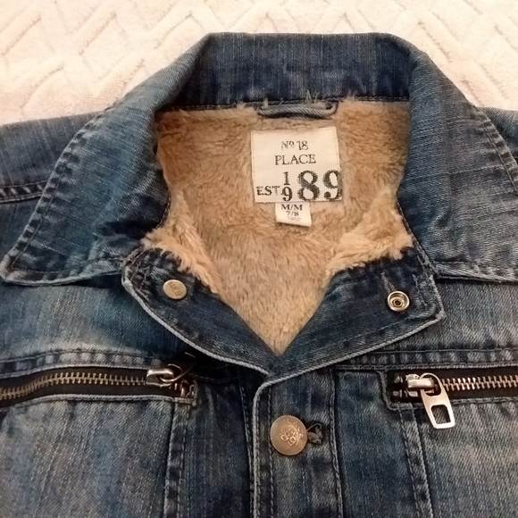 ⬇️Place fleece-lined Jean jacket-EUC - Picture 2 of 6